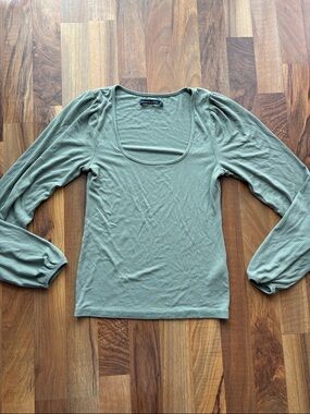 Abercrombie & Fitch Ribbed Scoop Neck Long Sleeve Top - Sage Size M